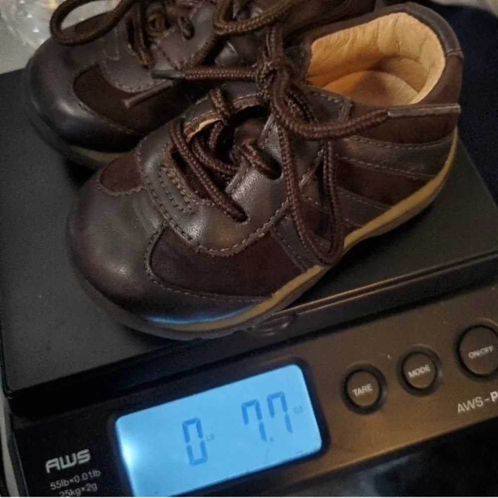 Stride Rite Baby Toddler Size 4 Brown Leather First Walker Tie Shoes